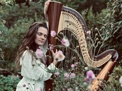 Annalena Storch - Konzertharfe und Gesang - Aussteller Hochzeitsmesse Tegernsee